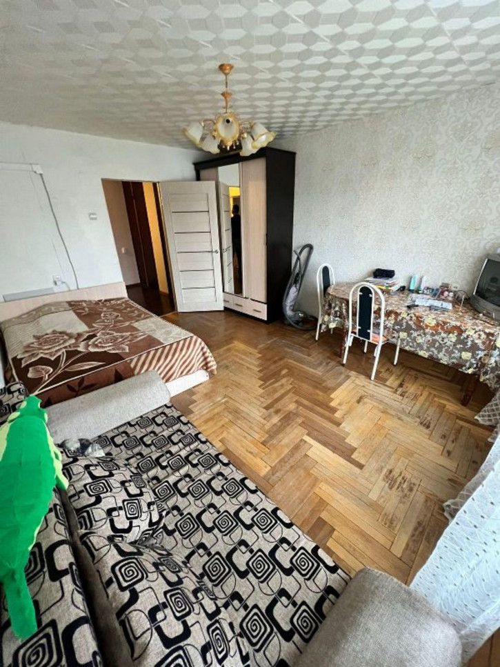 2-комн квартира Район ТРК Красная площадь, 21
