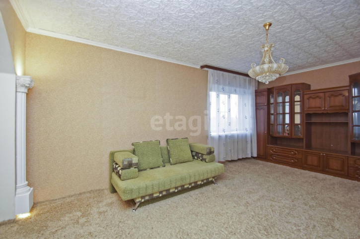3-комн квартира Герцена, 270