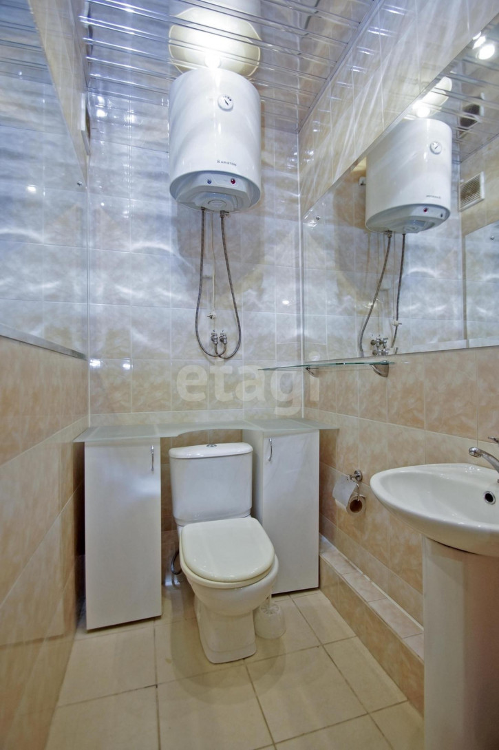 3-комн квартира Герцена, 270