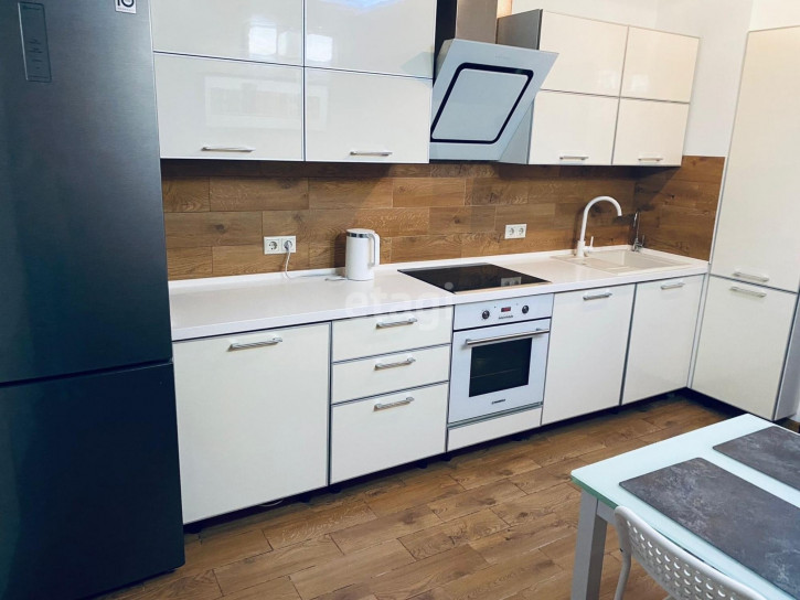 3-комн квартира Салтыкова-Щедрина, 58