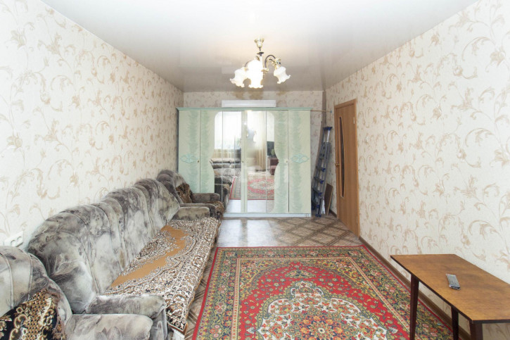 3-комн квартира Сургутская, 4