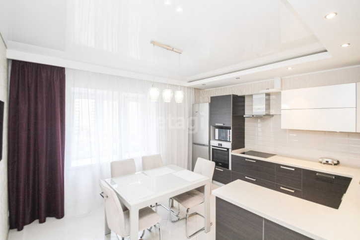 3-комн квартира Дружбы, 75