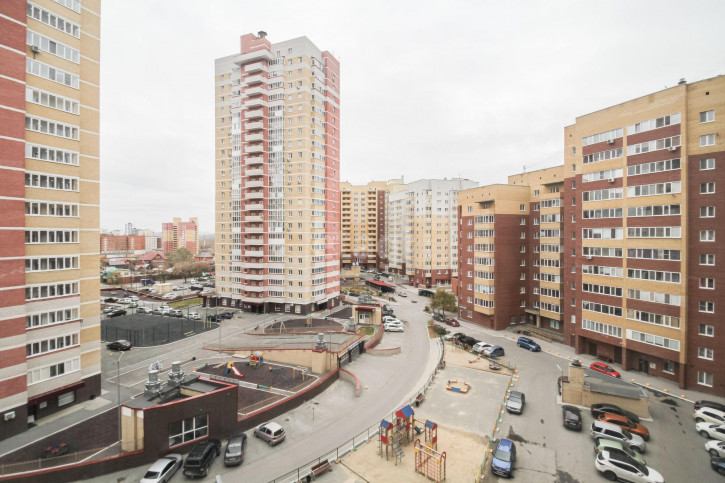 3-комн квартира Дружбы, 75