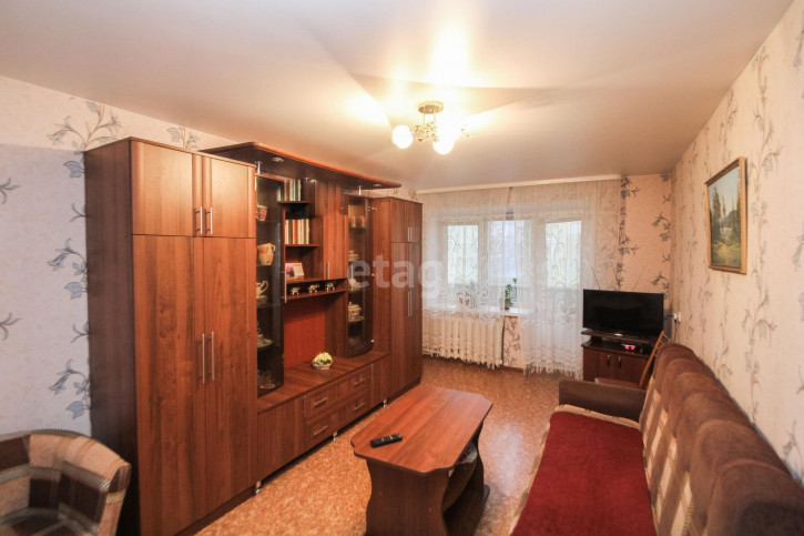 2-комн квартира Игримская, 16