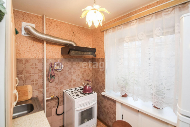 2-комн квартира Игримская, 16