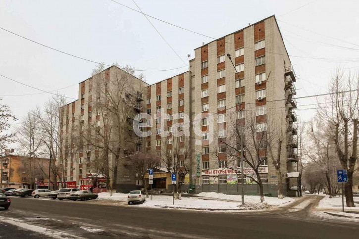 Комната Котовского, 13