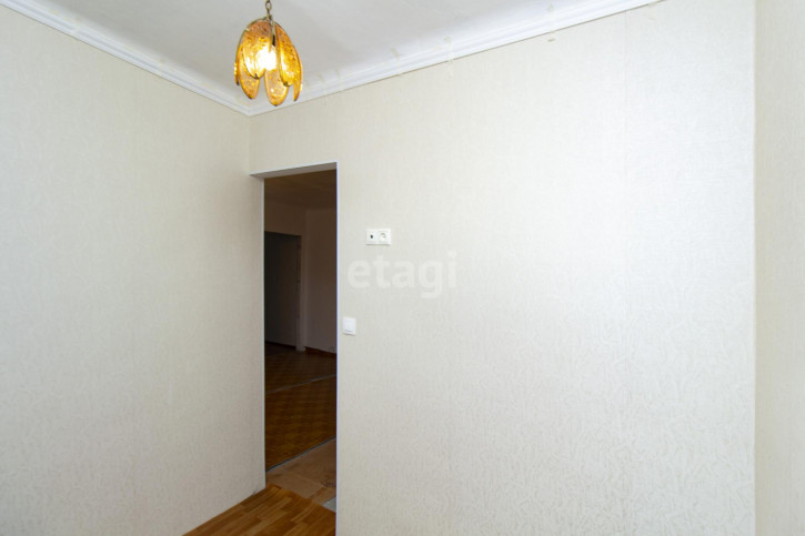 2-комн квартира Мельникайте, 103