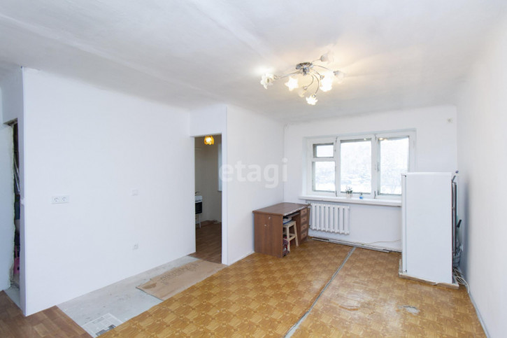 2-комн квартира Мельникайте, 103