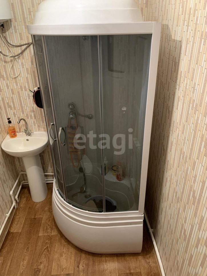 1-комн квартира Надежды, 15