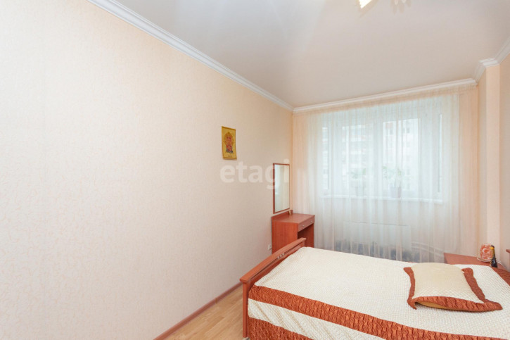 2-комн квартира Самарцева, 8