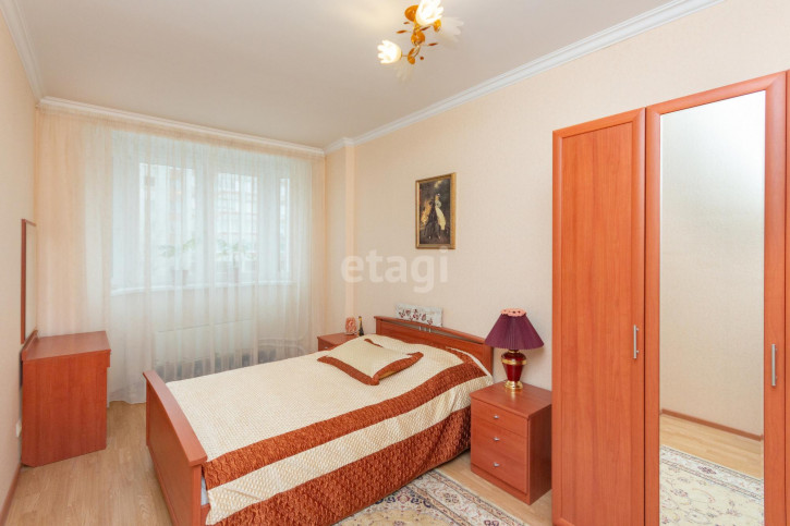 2-комн квартира Самарцева, 8