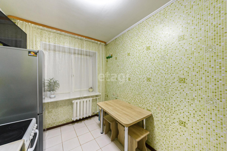 2-комн квартира Боровская, 3