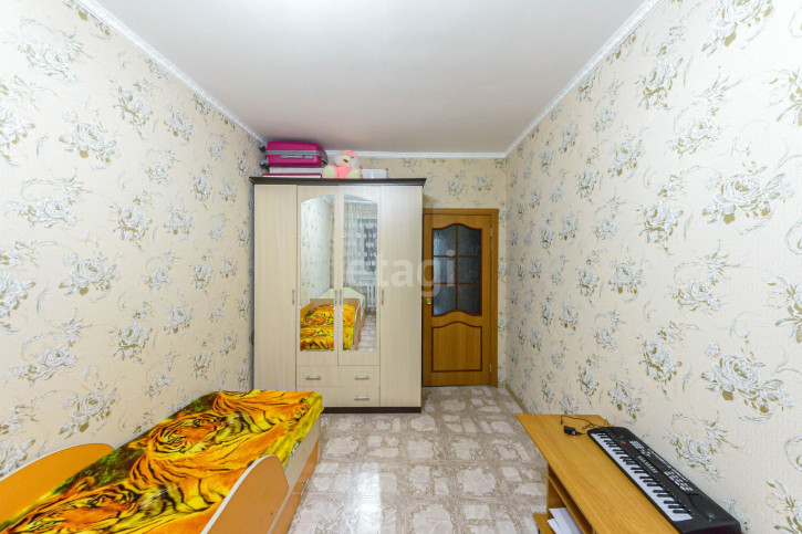 2-комн квартира Боровская, 3