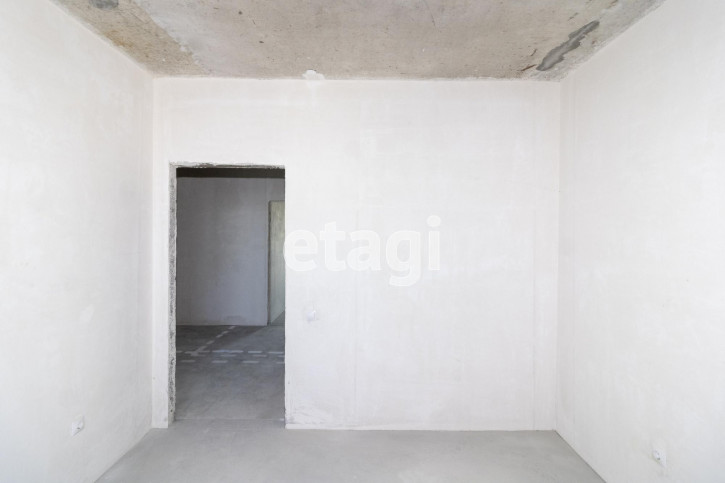 2-комн квартира Сергея Джанбровского, 5