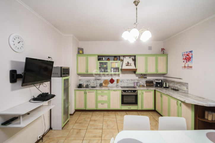 2-комн квартира Газовиков, 25/2