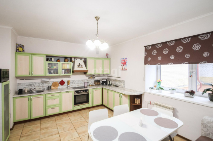 2-комн квартира Газовиков, 25/2