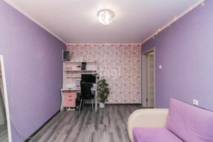 2-комн квартира Новоселов, 12/3