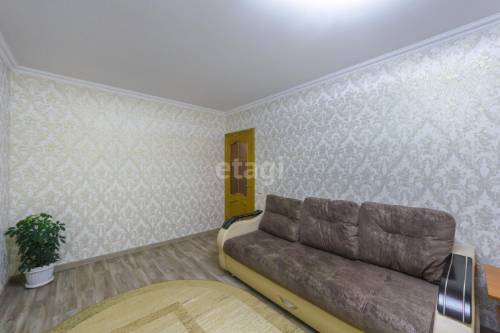 3-комн квартира Энергостроителей, 8