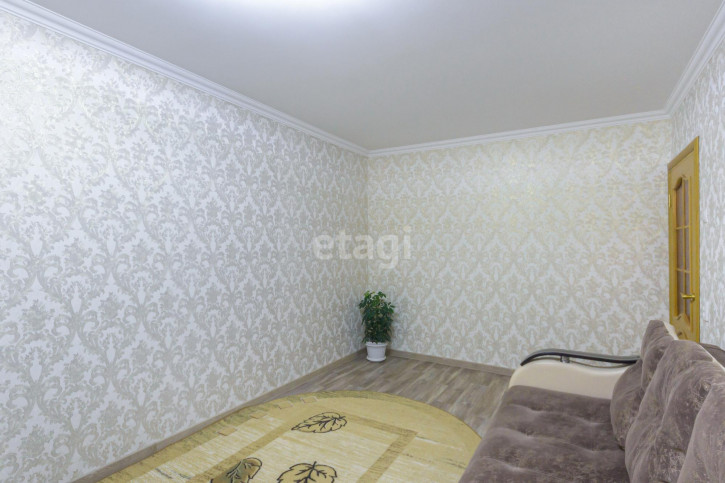 3-комн квартира Энергостроителей, 8