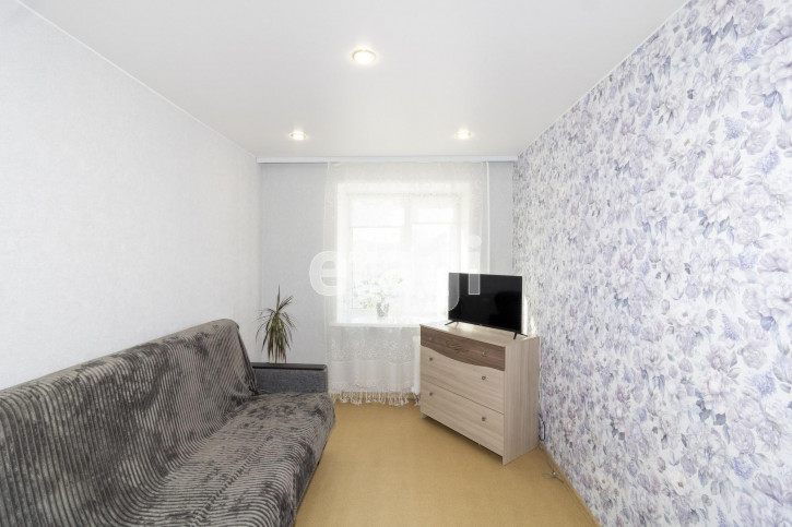3-комн квартира Парковая, 4а