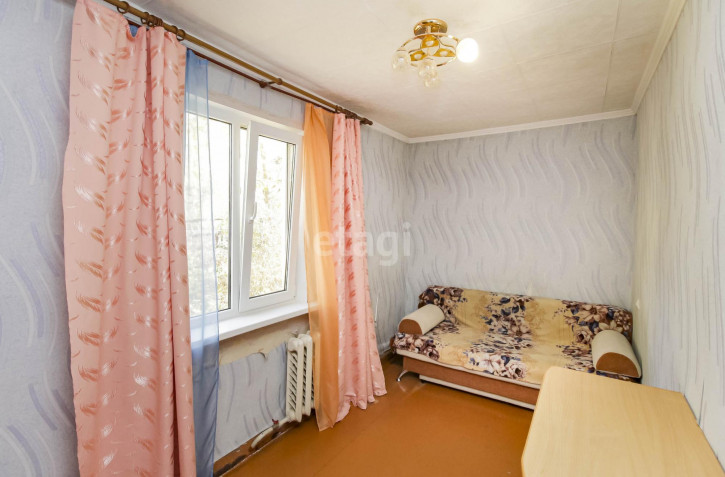 3-комн квартира Камчатская, 19