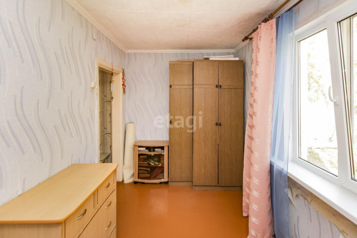 3-комн квартира Камчатская, 19