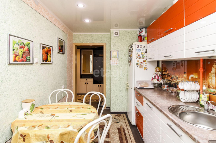3-комн квартира Славянская (Мира), 9а