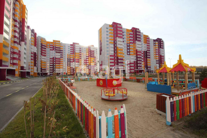 3-комн квартира Созидателей, 10