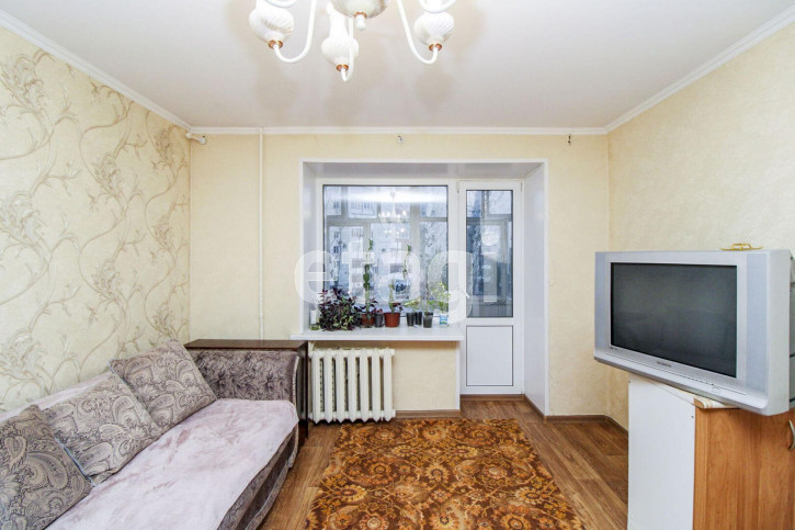 2-комн квартира Щербакова, 96