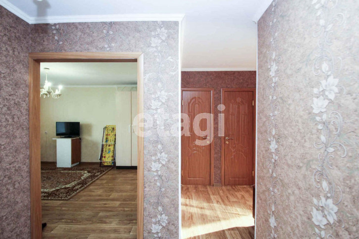 2-комн квартира Щербакова, 96