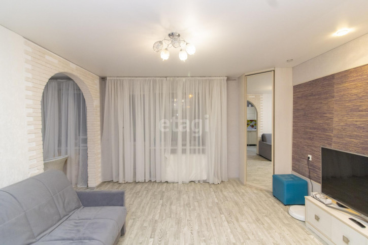 2-комн квартира Орловская, 35