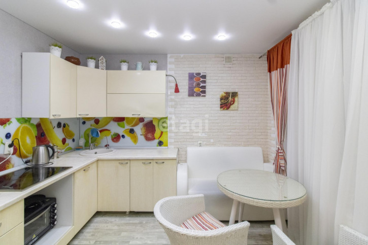2-комн квартира Орловская, 35