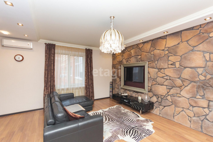 3-комн квартира Академический пр., 7