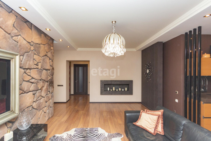3-комн квартира Академический пр., 7