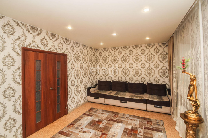 3-комн квартира Муравленко, 9