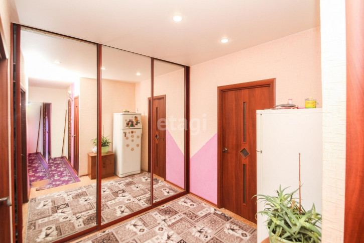 3-комн квартира Муравленко, 9
