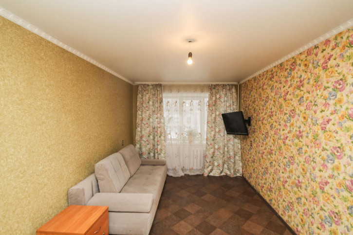2-комн квартира Мусоргского, 40