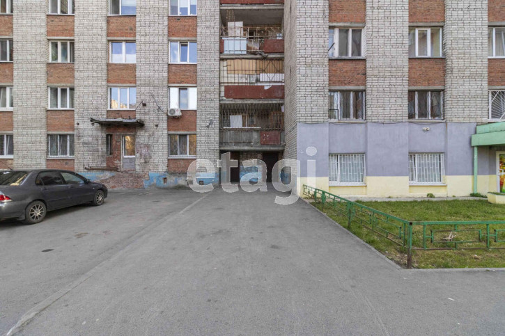 Комната Олимпийская, 25