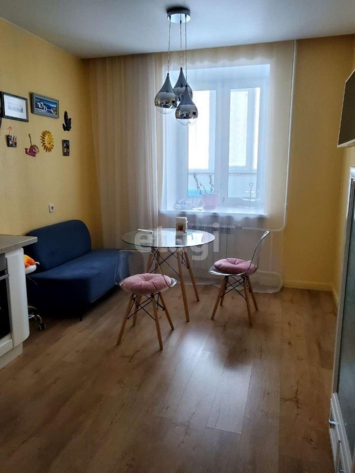 2-комн квартира Линейная, 7