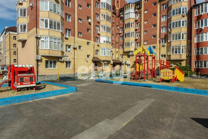 3-комн квартира Водопроводная, 18