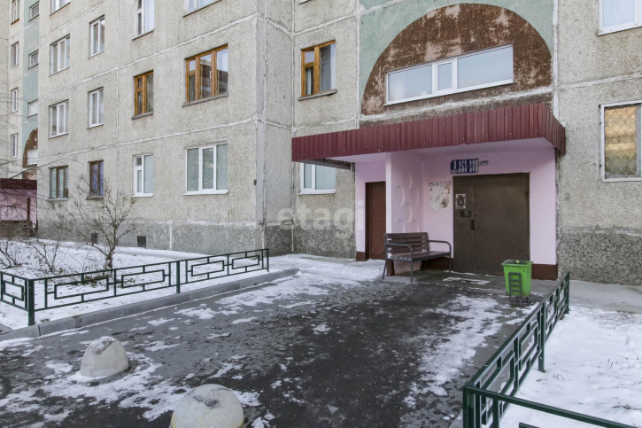 3-комн квартира Домостроителей, 14