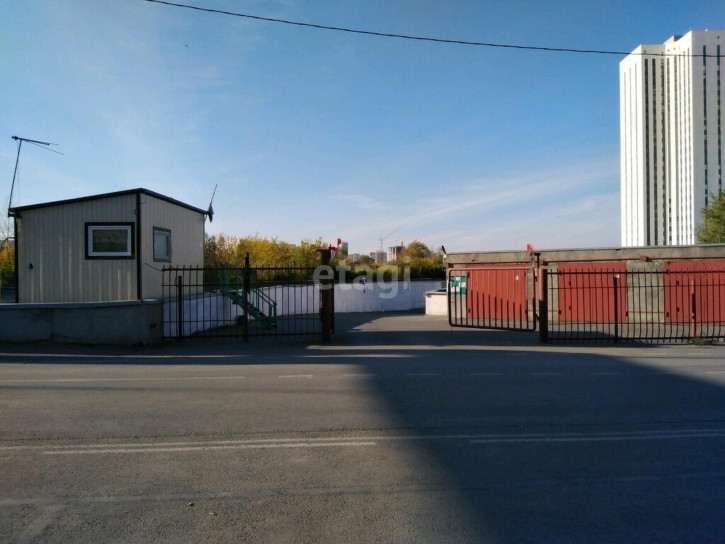 Гараж/парковка Новгородская 27