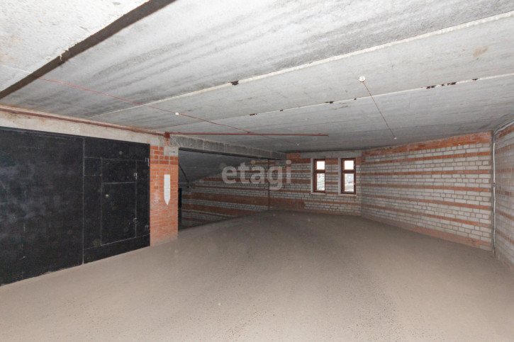 Гараж/парковка Мельникайте 126 строение 2