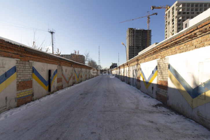 Гараж/парковка 50 лет Октября 63А, стр.1