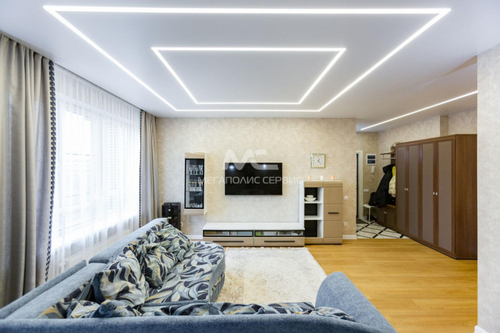 4-комн квартира Трофимова ул, 10