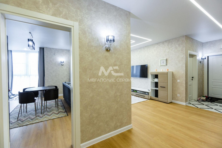 4-комн квартира Трофимова ул, 10