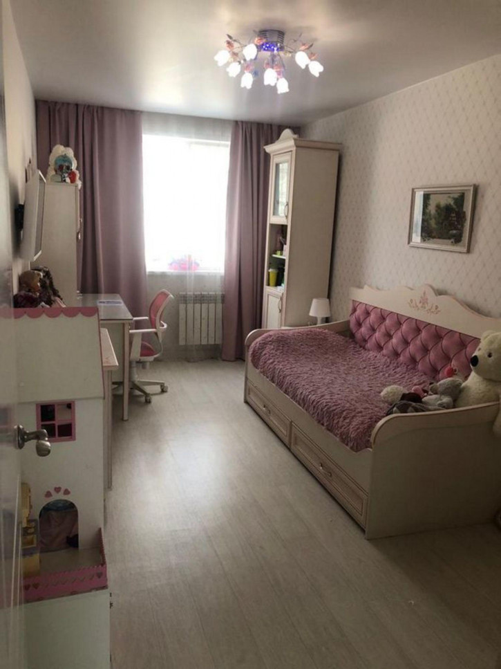 3-комн квартира ул. Степная,60