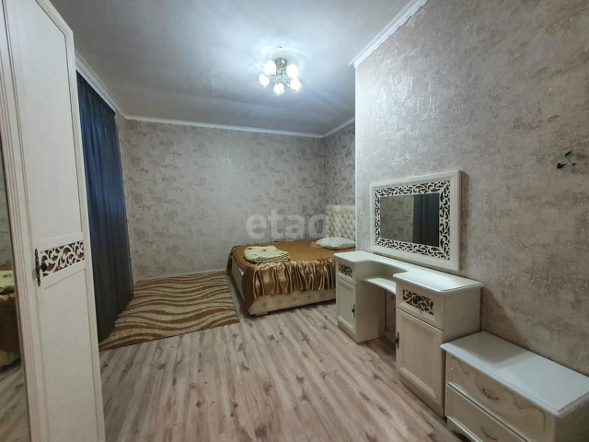 Сдать дачу, дом, коттедж за 135 000 рублей на Ясных зорь