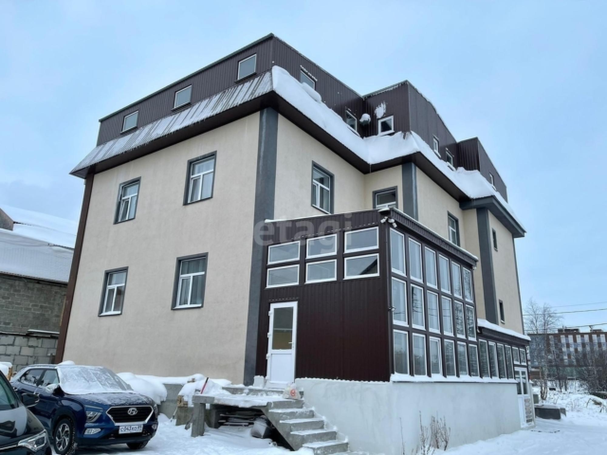 Купить дачу, дом, коттедж за 32 900 000 рублей на Майский пр.