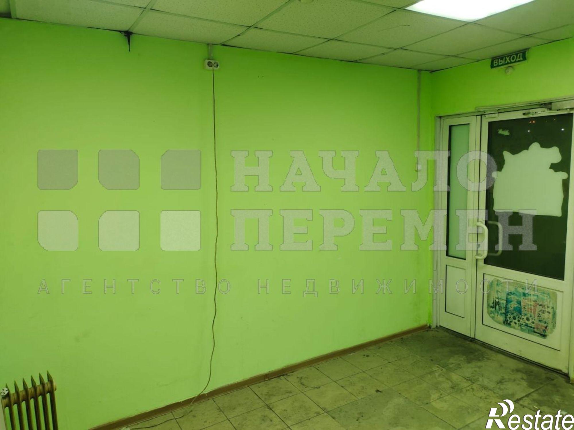 Сдать торговое помещение за 26 000 рублей на Лазурная ул, 2/2
